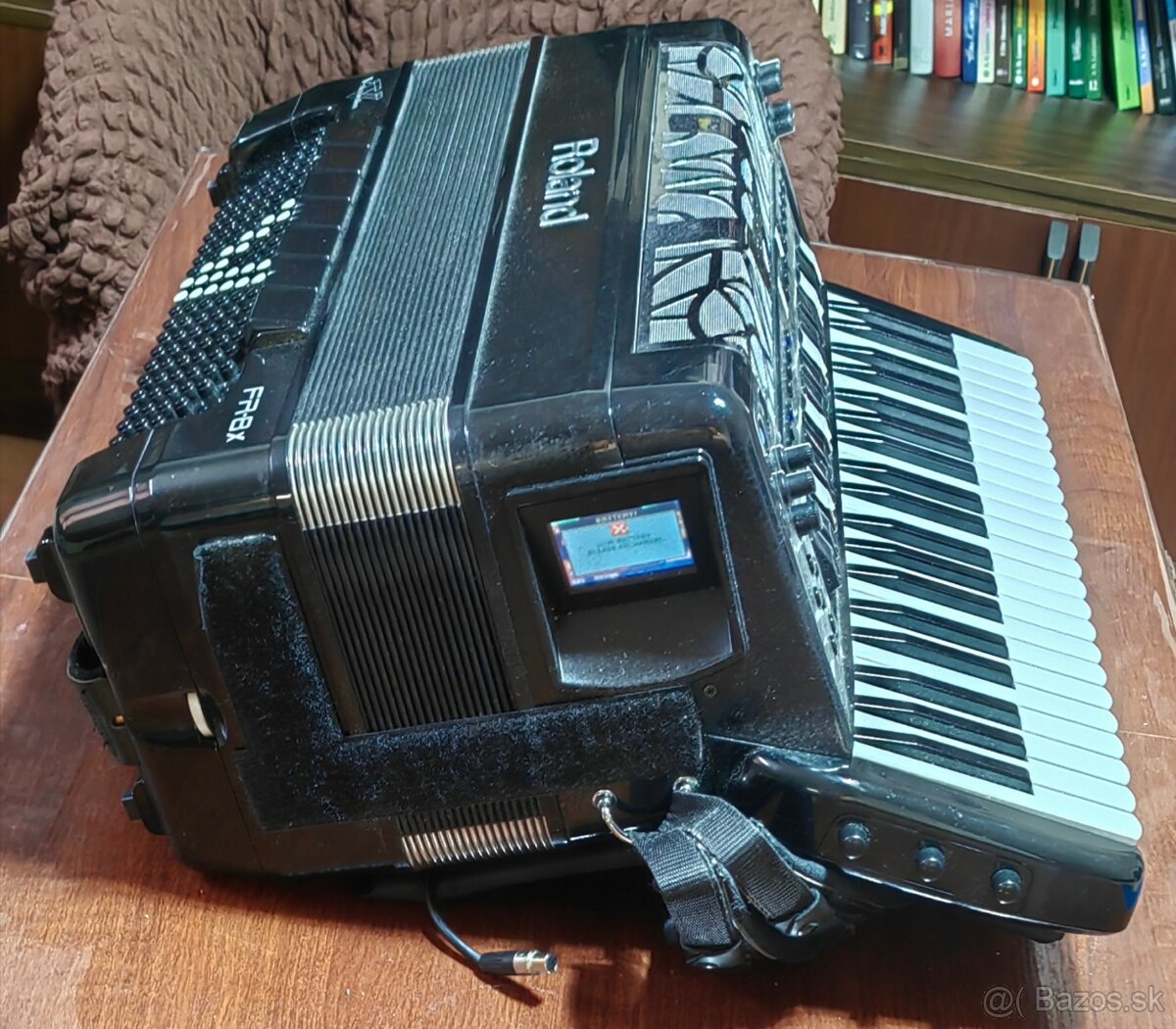 PREDÁM špičkový Roland FR-8X + vlastné sety (Zľava 2300 €) - 5