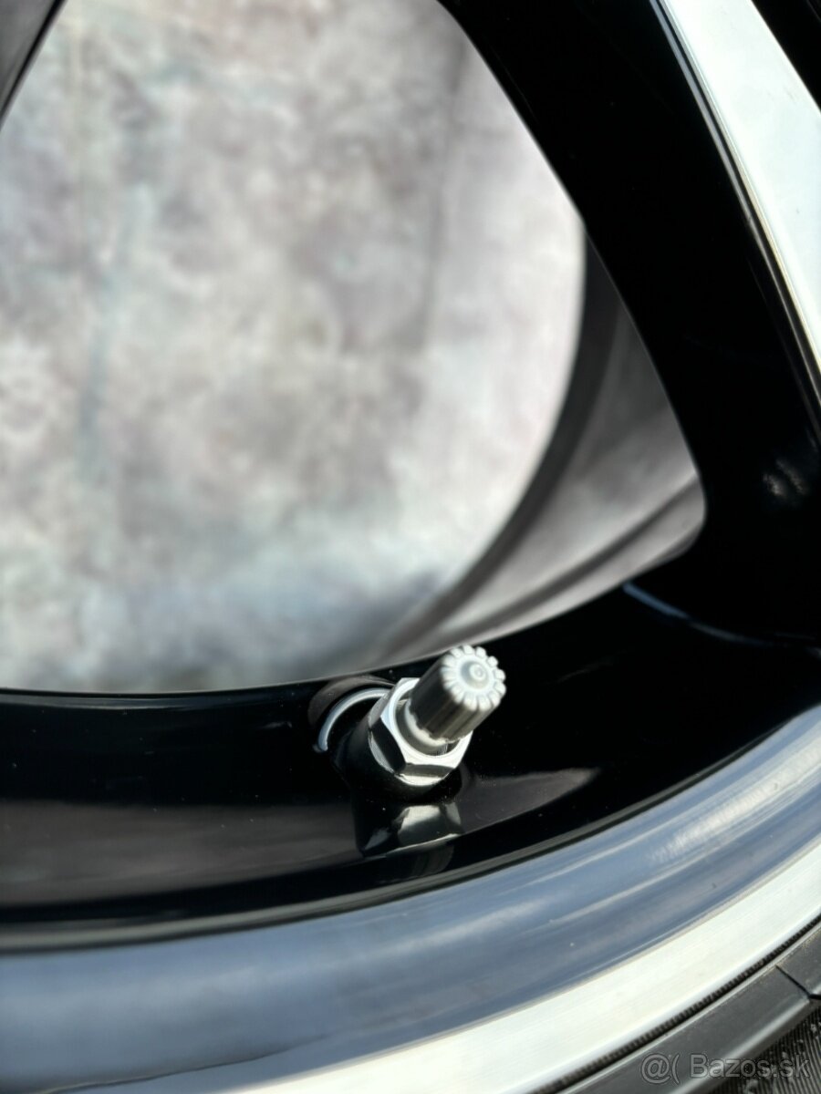 Originální Alu kola Mercedes-Benz C-Klasse R19 letní - 5