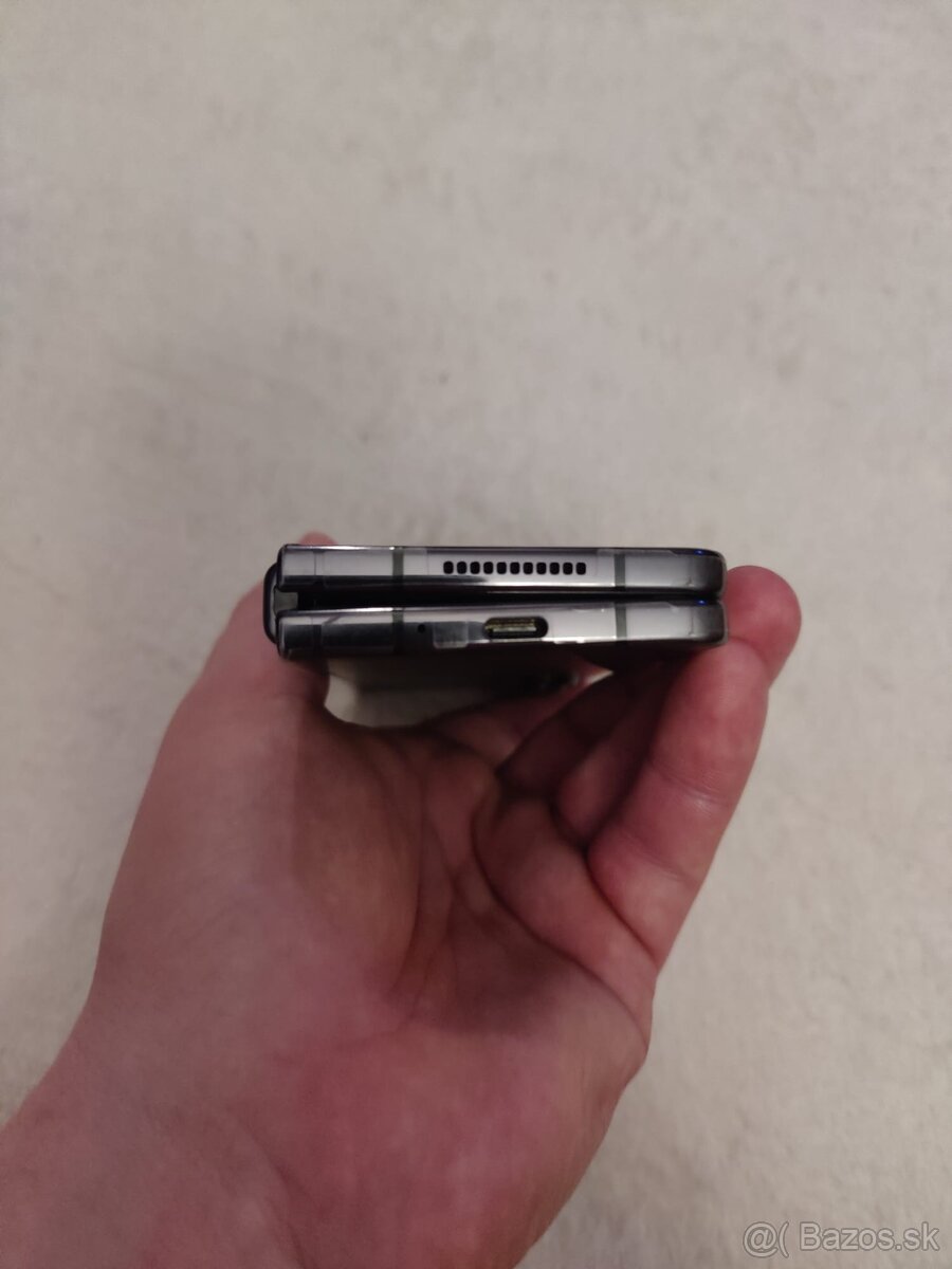 Samsung galaxy Z Fold 4 12/512 - 5