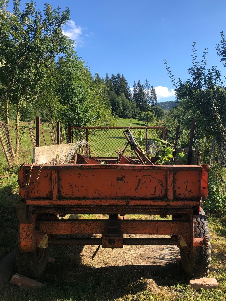 Vlečka - Rozmetadlo hnoja - 5