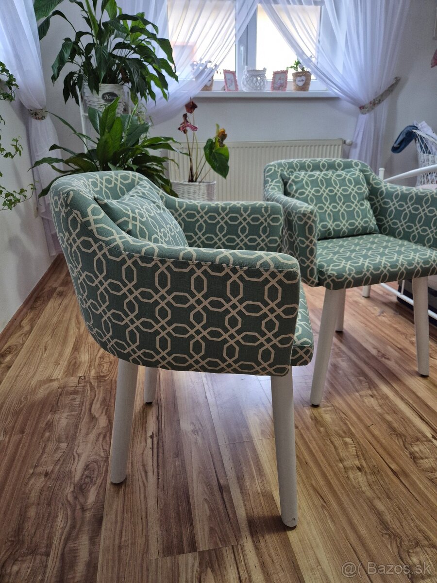 Kreslá - 5