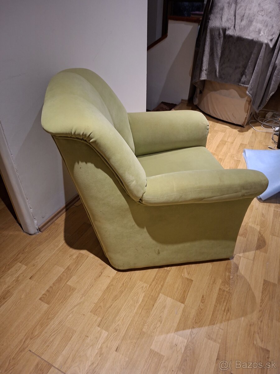 Predám rohovú sedaciu súpravu - 5