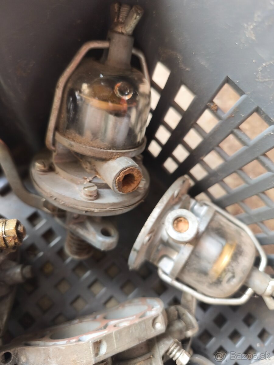 Karburátory , regulator napätia, ventily a iné - 5