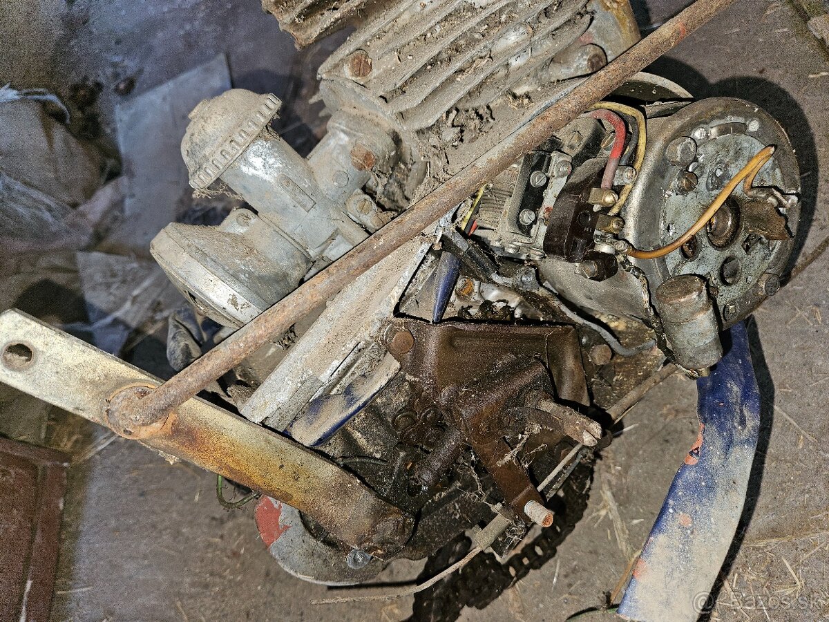 Motor jawa - 5