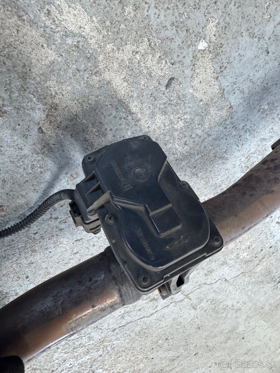 Vyfuk kompletny s klapkou octavia 1.6 tdi 85kw - 5