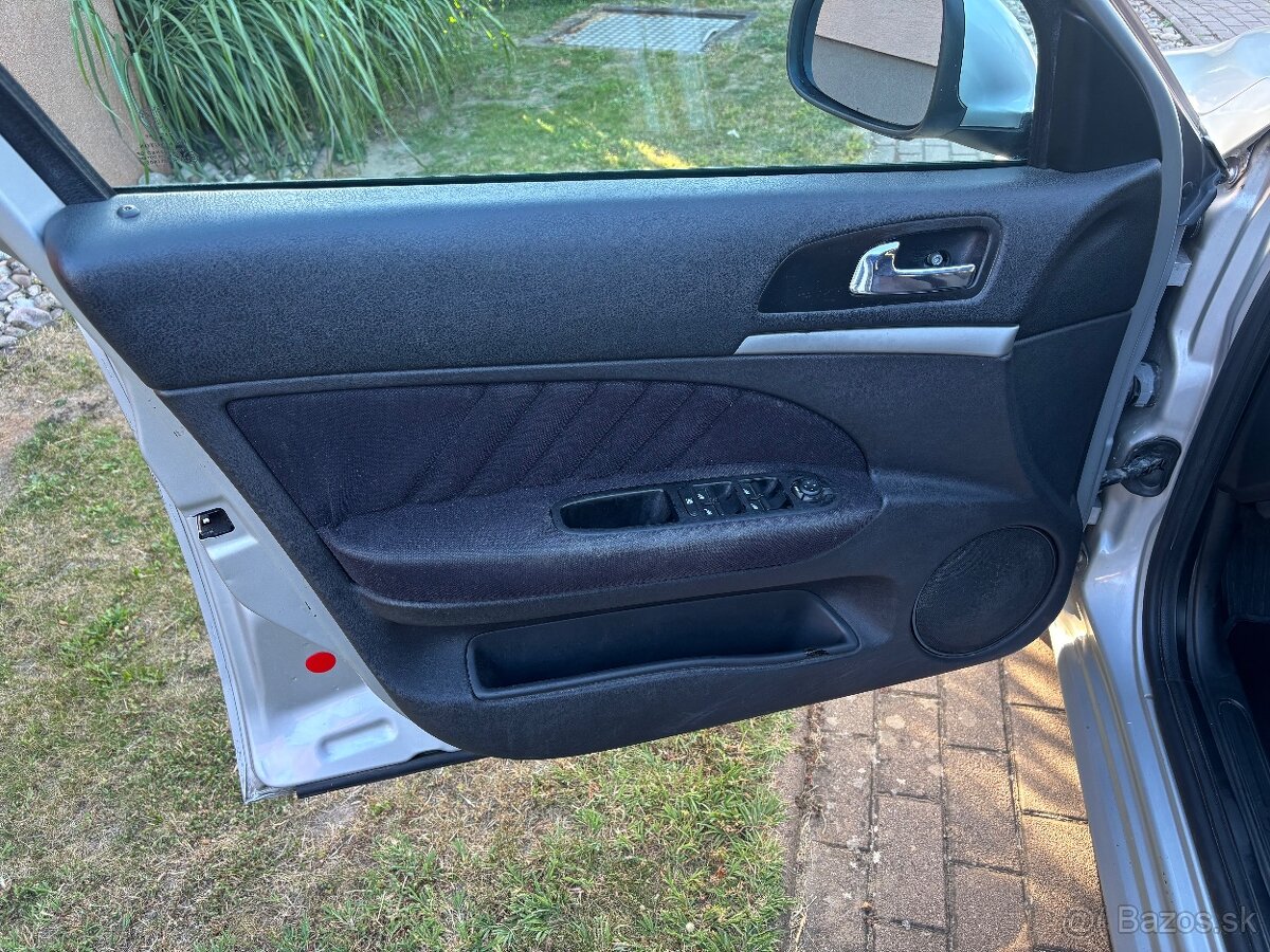 Predám alfa romeo 159 1.9jtd 110kw - 5