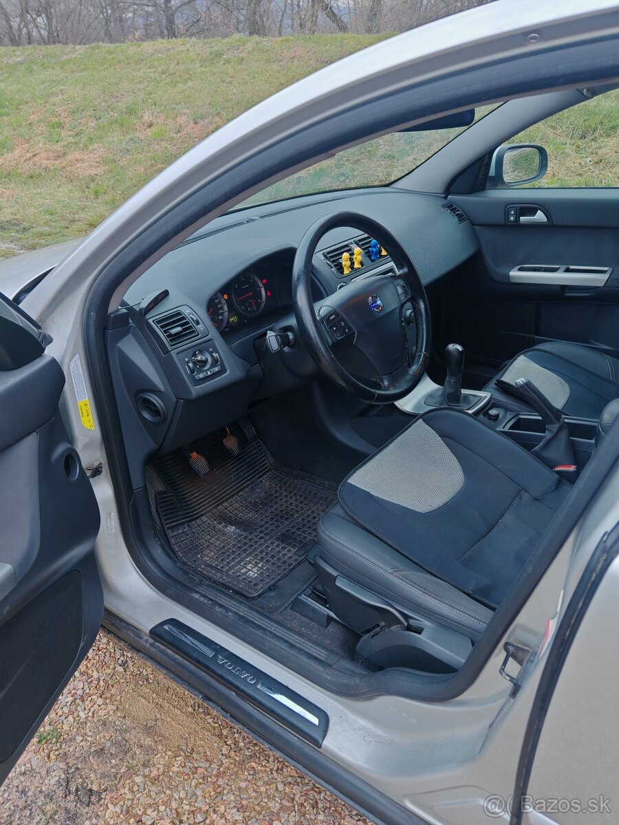 Volvo V50 - 5