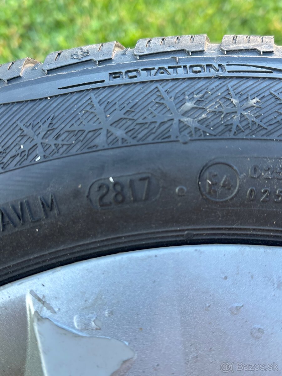 4× zimné 185/60 R15 na plechových diskoch Škoda - 5