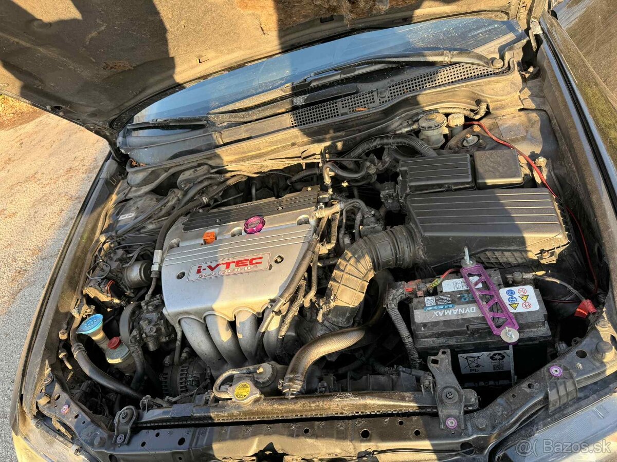 Predám Honda Accord 2.4 i-VTEC (140kW) - 2003 - 5