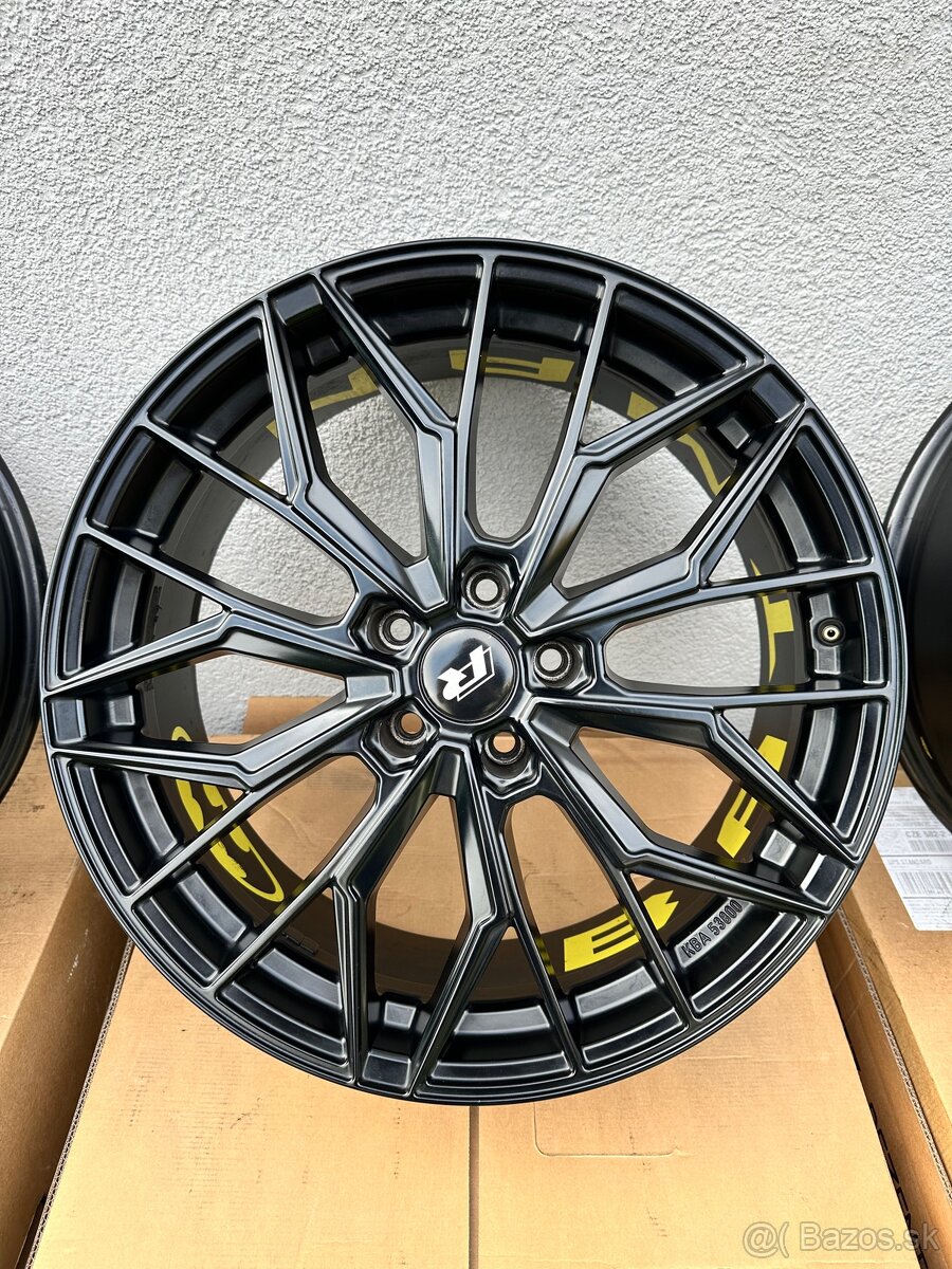 Aez Porto Black R19 ET35 8Jx19H2 - 5