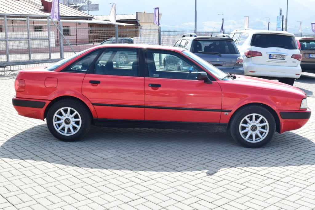 Audi 80 2,0 i 78 kW - 5