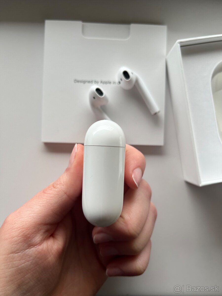 Apple AirPods 2 generácia - 5
