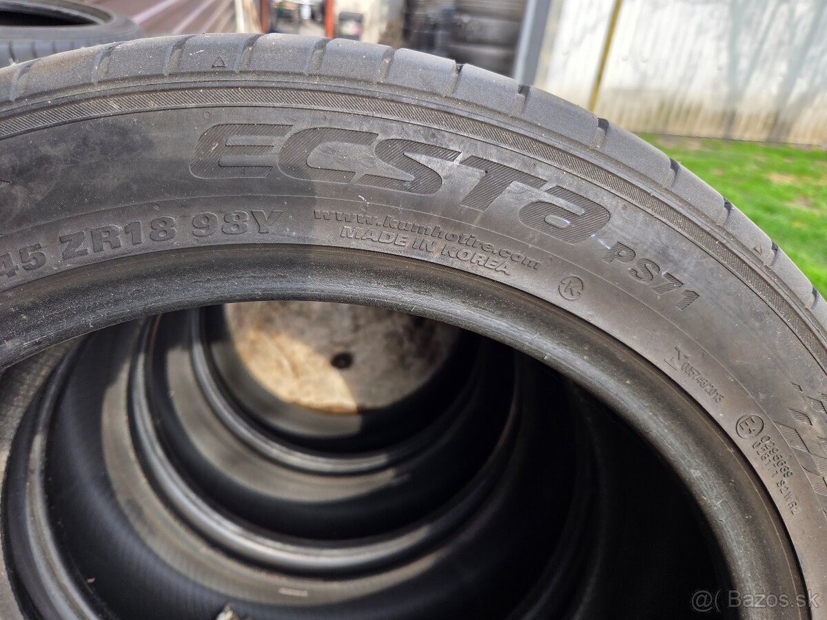 Pneumatiky 235 45 18 letné zn.kumho - 5