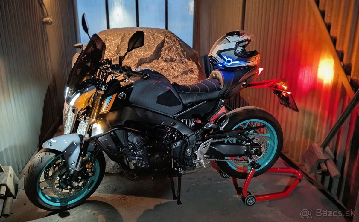 Yamaha MT-09 - 5