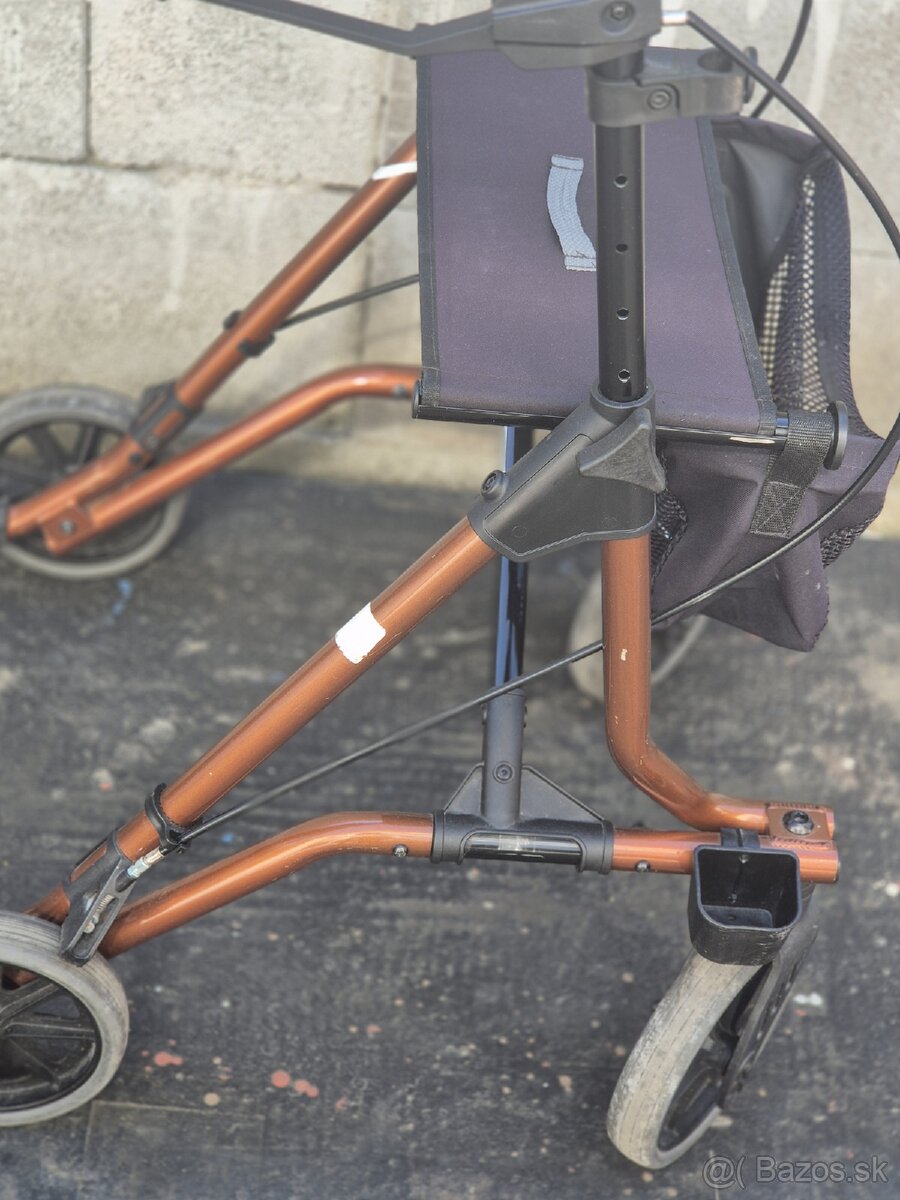 Predam pomocne choditko - 5