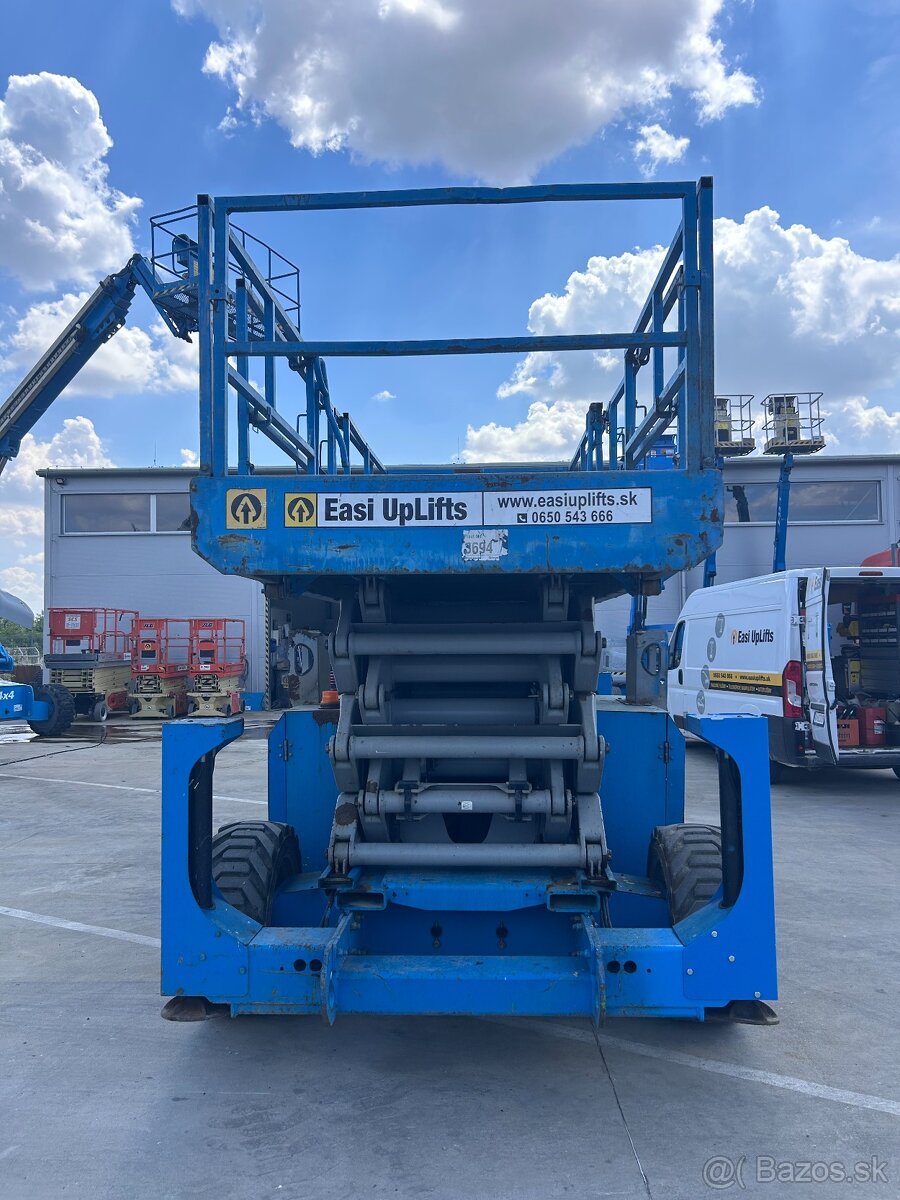 Predám dieslovú plošinu Genie 5390 RT - 5