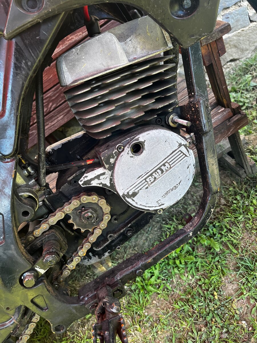 Predám dirtbike 250 2T