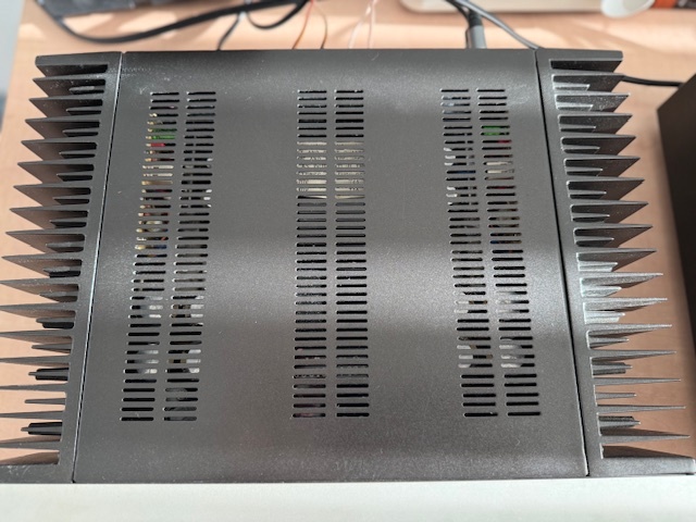 Predám Harman/Kardon HK 770 + HK 725 servisované, dual mono - 5