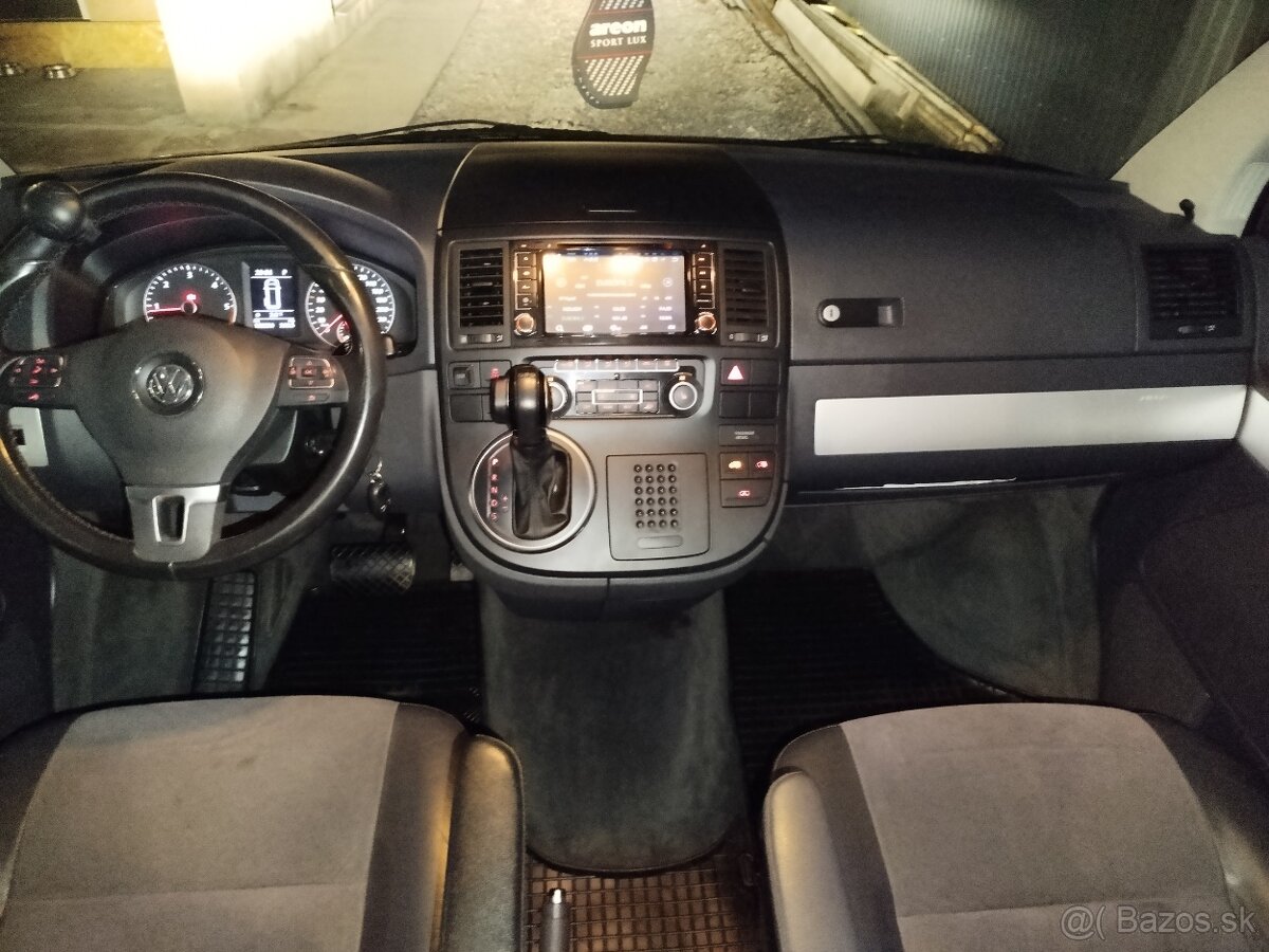 Volkswagen Multivan T5 - 5
