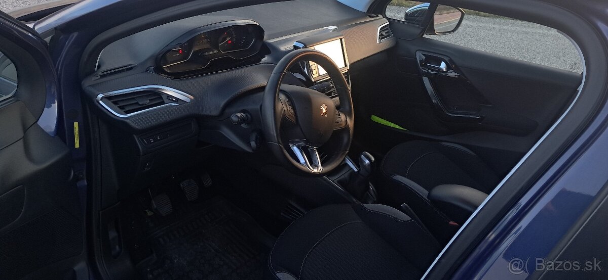 Peugeot 208 - 27000km - 5