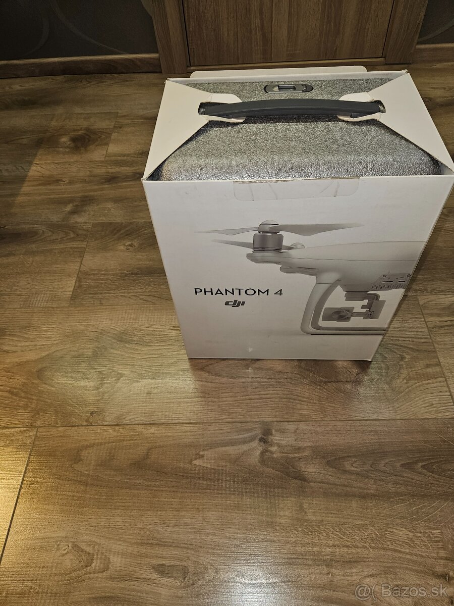 DJI PHANTOM 4 - 5