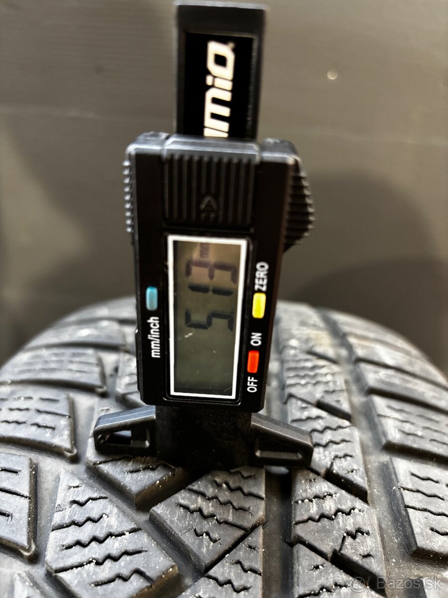 Continental Wintercontact 215/50 R19 zimne - 5