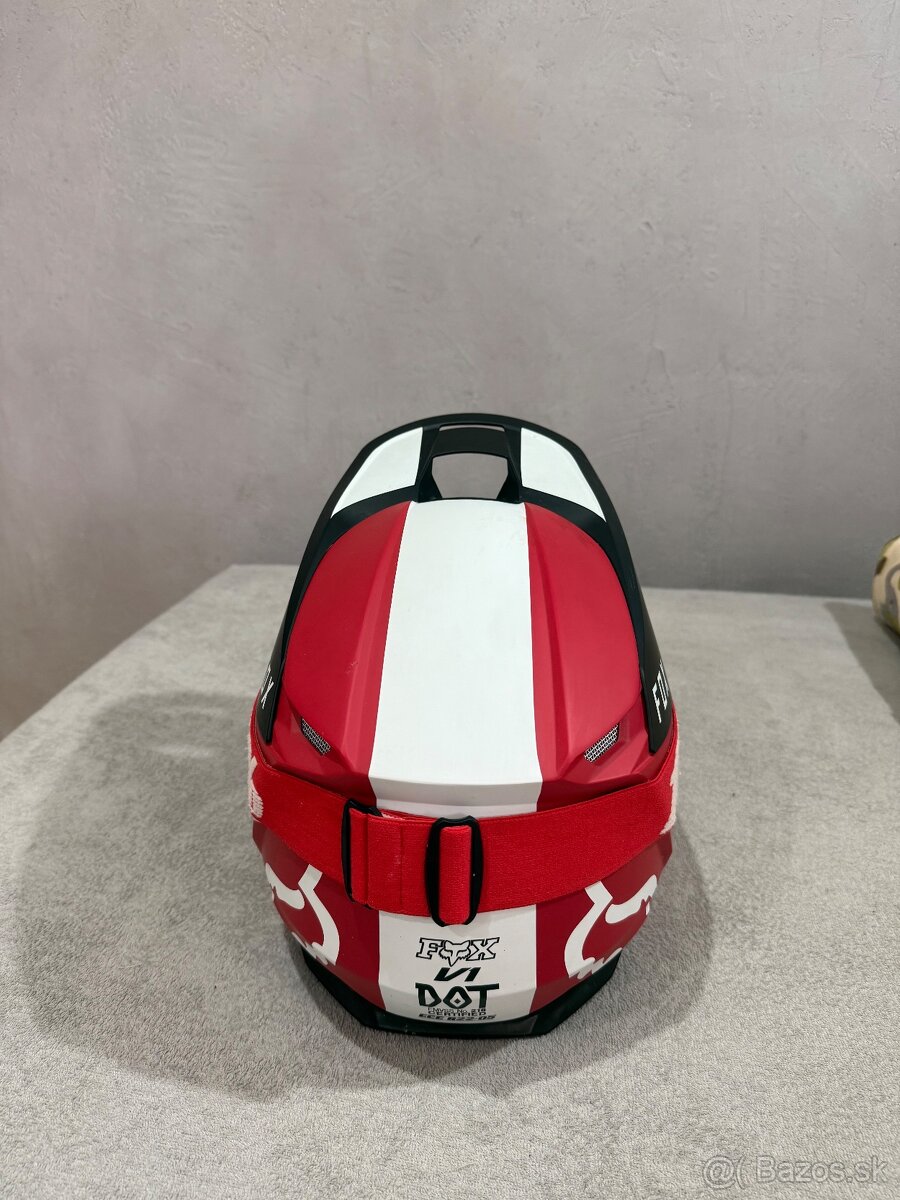 Prilba FOX V1 - 5