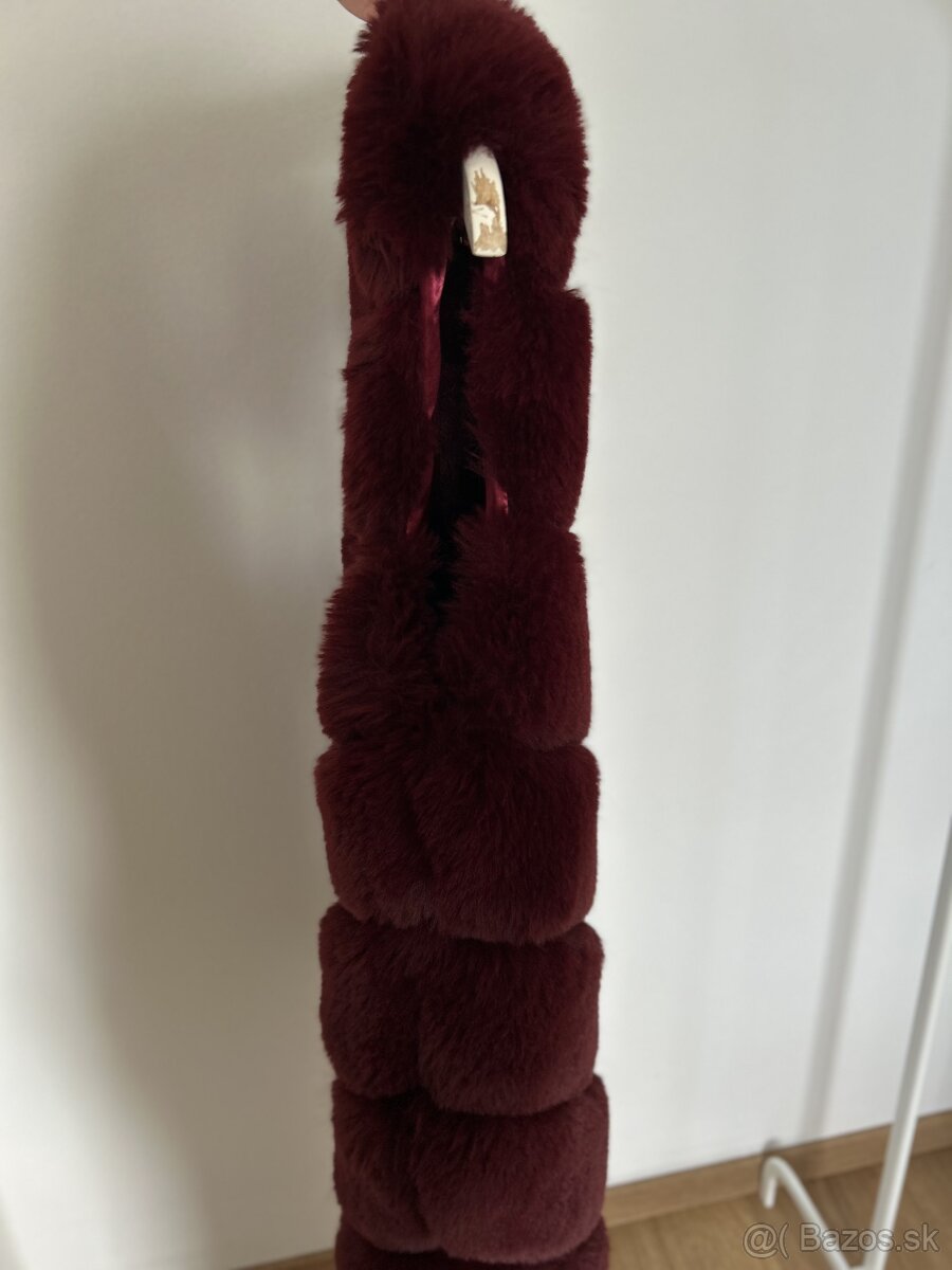 Bordova kožušinova vesta - 5