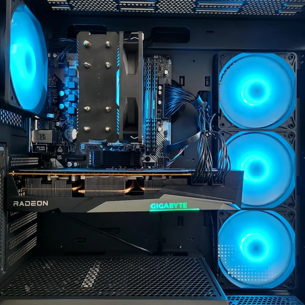 ASRock 5800X RX6700XT 32GB 512GB 650W - 5