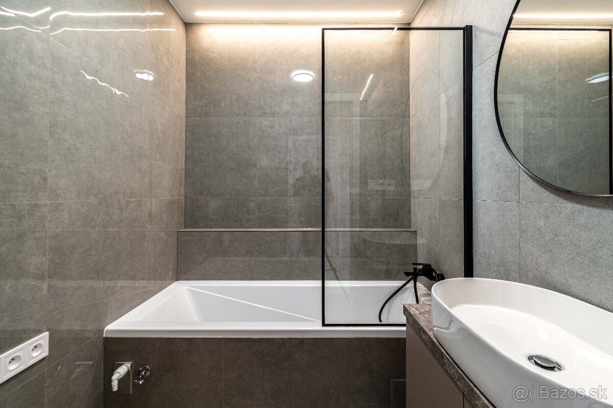 Dizajnový 3 izbový byt po kompletnej rekonštrukcii, loggia - 5