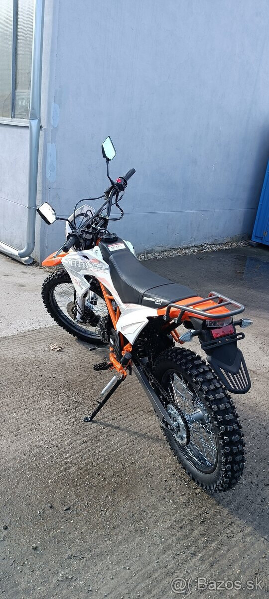 Cross Enduro Mikilon Defender 150RR 19/16