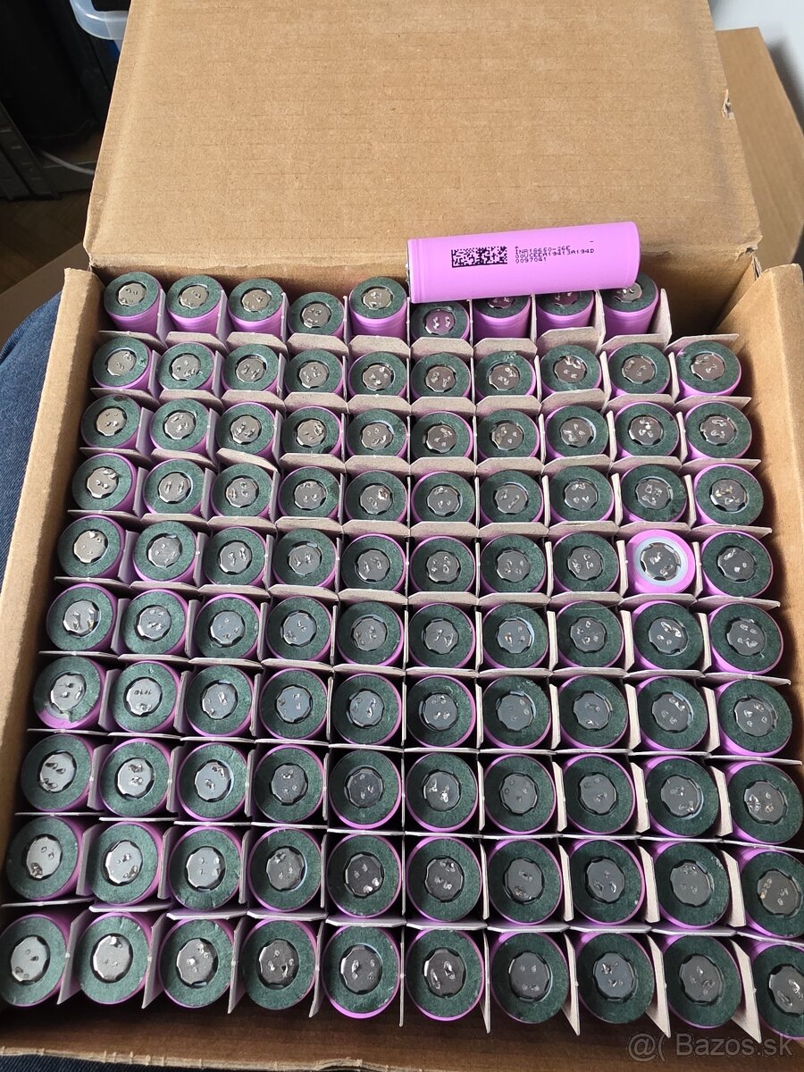 Predám použité články batérií 18650 - 5