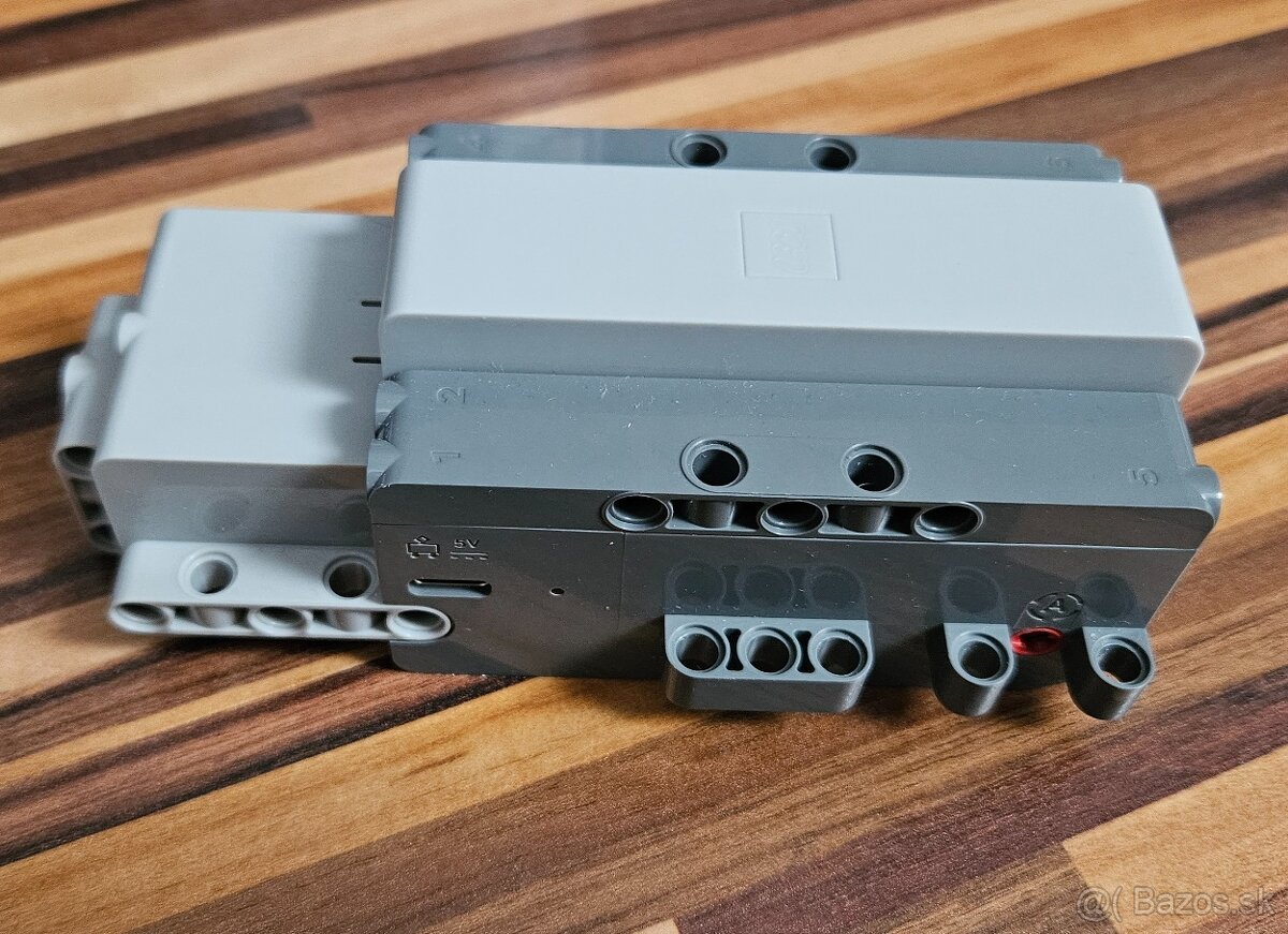 Predam LEGO Lechnic 42176 Pretekárske auto - 5