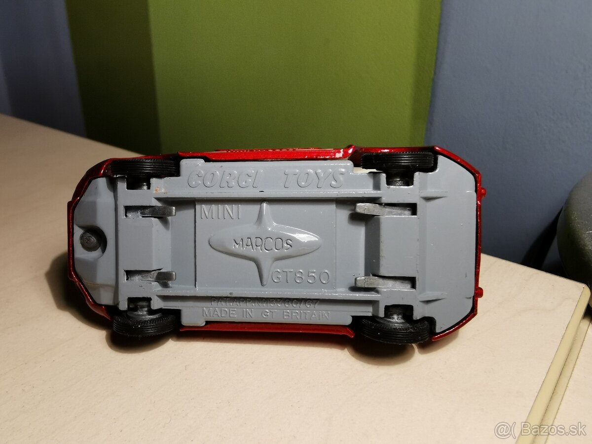 Corgi toys Mini Marcos GT Golden Jack - 5