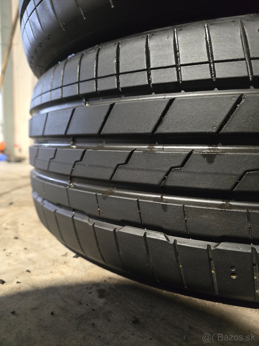 Zánovné Letné Pneu Hankook S1 EVO3 225/45 R19 2024 - 5