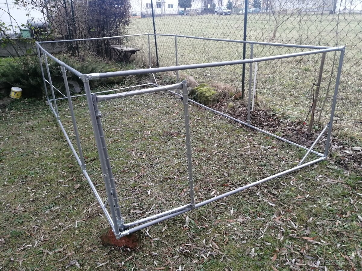 Psia búda s ohradou - 5