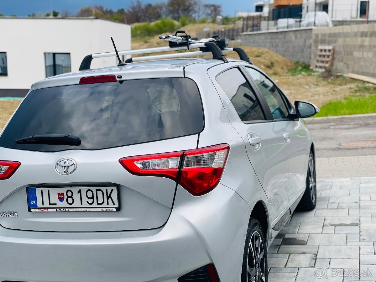 Predám Toyota Yaris 1,5 benzín - 5