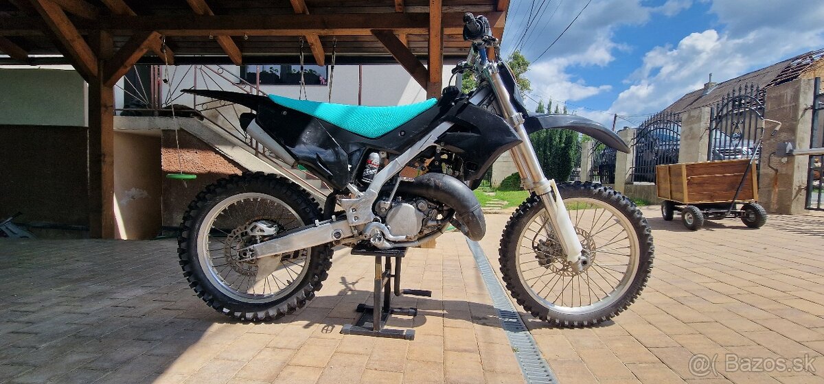 KX 125