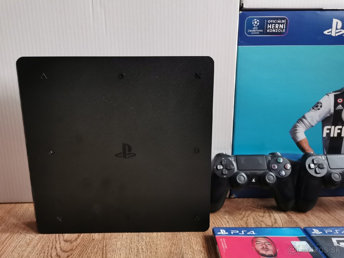 PS4 Slim 1TB - 5