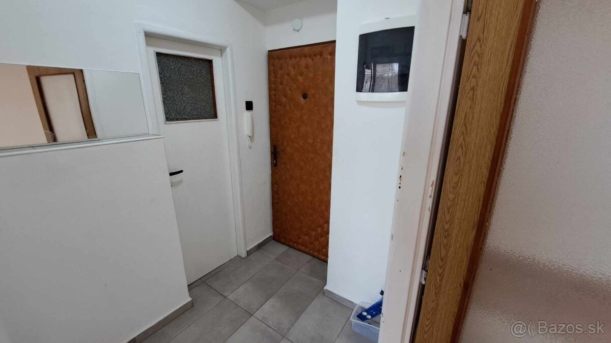 1-izb. byt s balkónom - Martin - Podháj - PRENÁJOM - 5