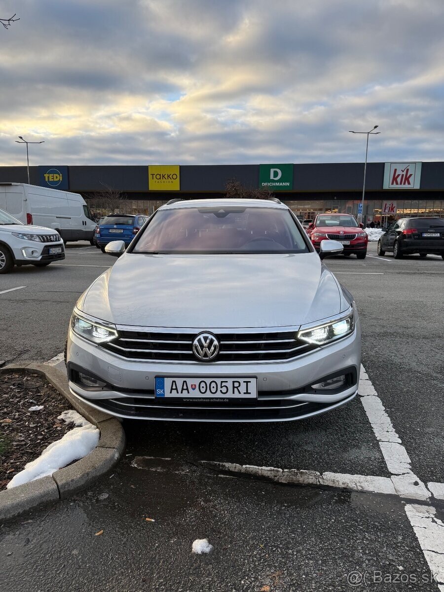 Volkswagen Passat Variant 2.0 TDI EVO Business - 5