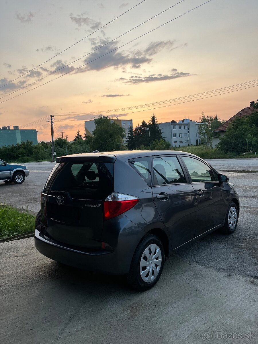 Toyota Verso-S 1.3 Benzin = r.v 2013, 171889km , Top Stav = - 5