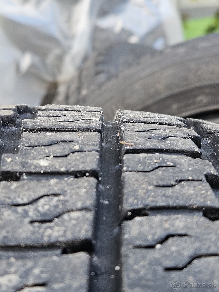 Taurus 205/65/R16 - 5