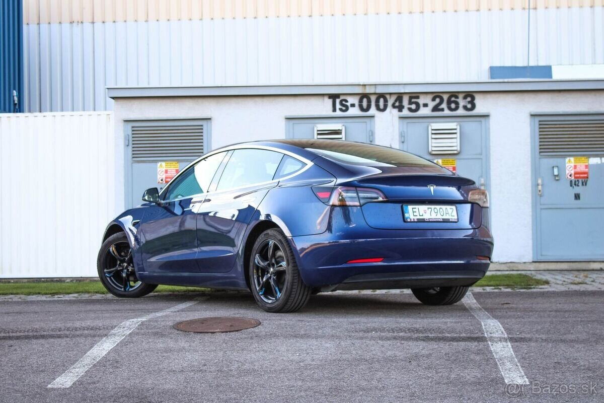 Tesla Model 3 Standard Range Plus 54kWh RWD - 5