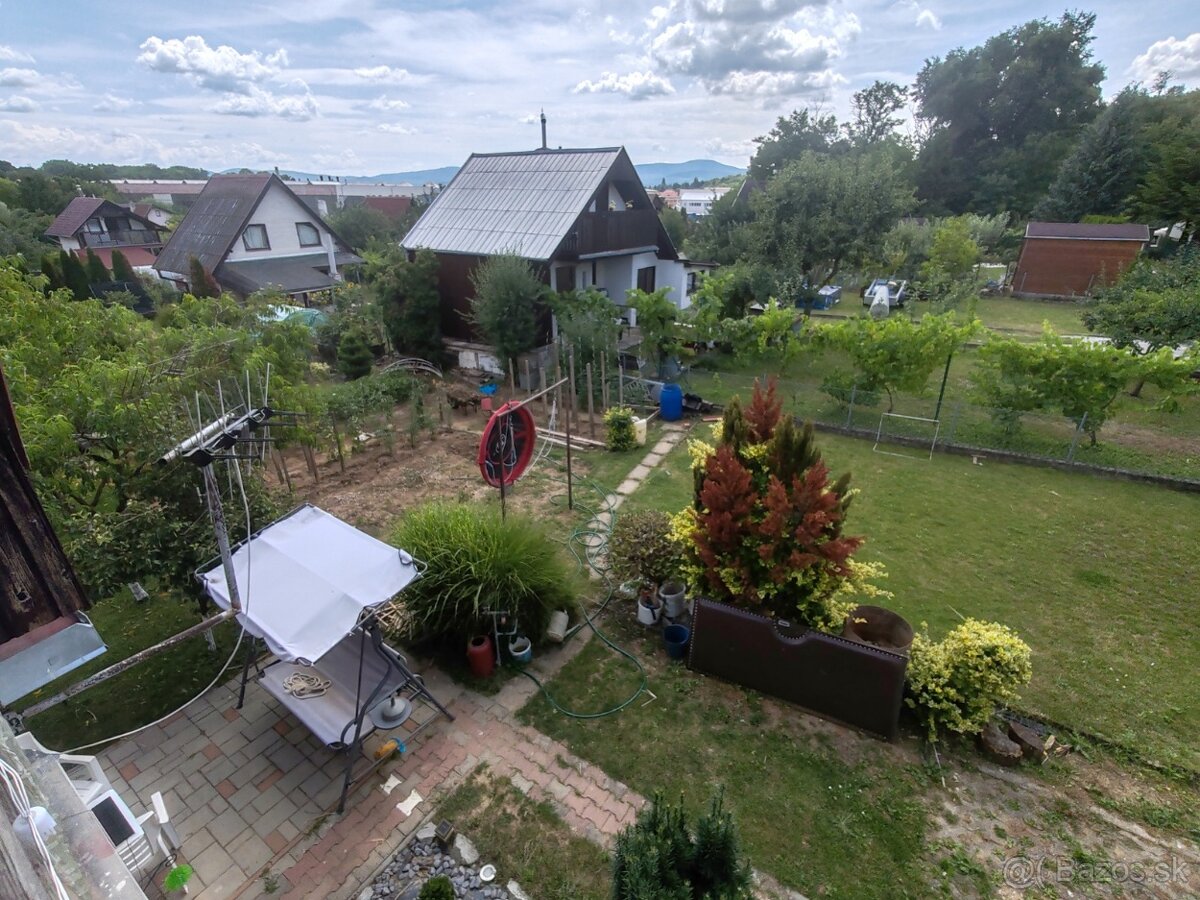 Tovarníky - chatka v záhradkárskej osade - 5