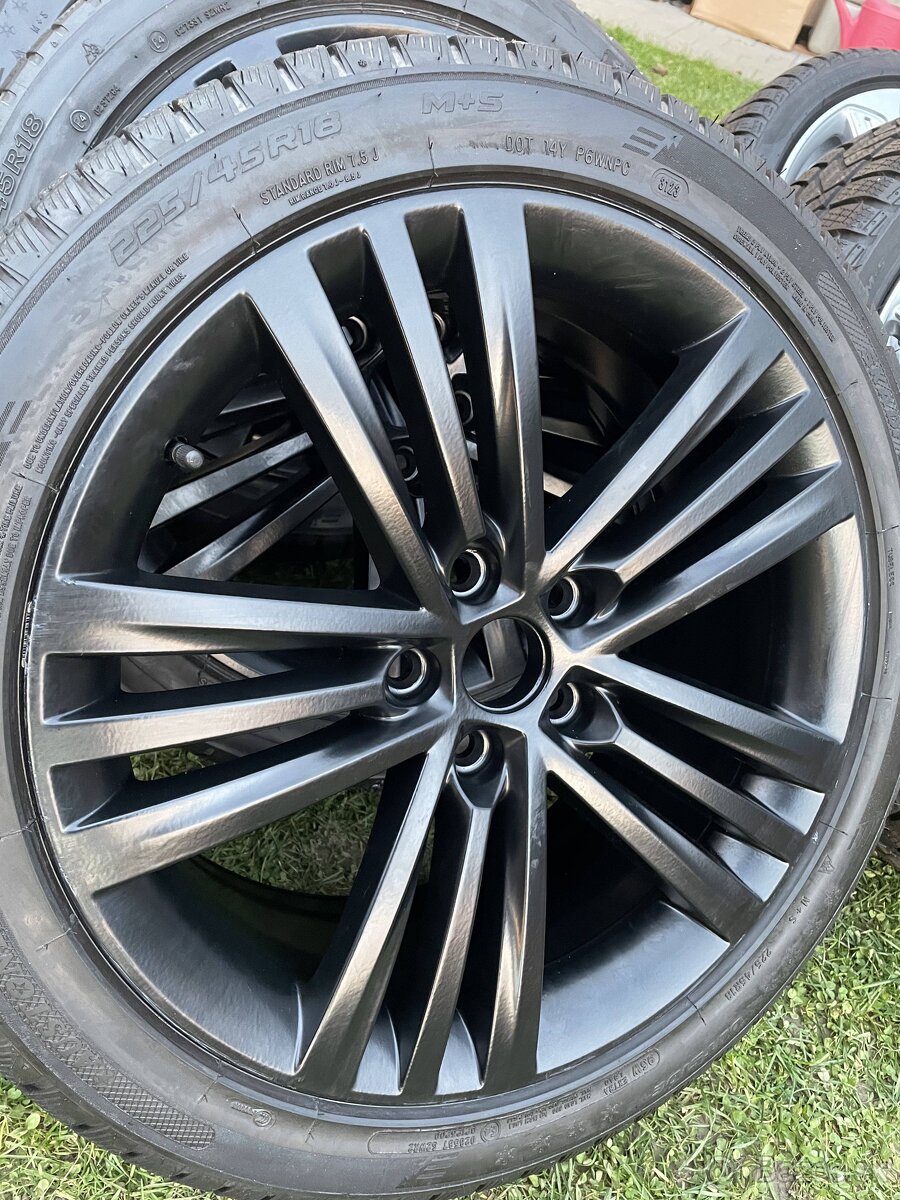 Zenith skoda Octavia RS 5x112 TRINIRTY CADIZ 7,5x18 ET 51 22 - 5