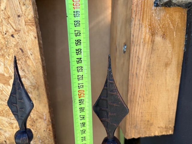 Predám OTOČNÚ BRÁNKU / STOJAN na smetné nádoby. - 5