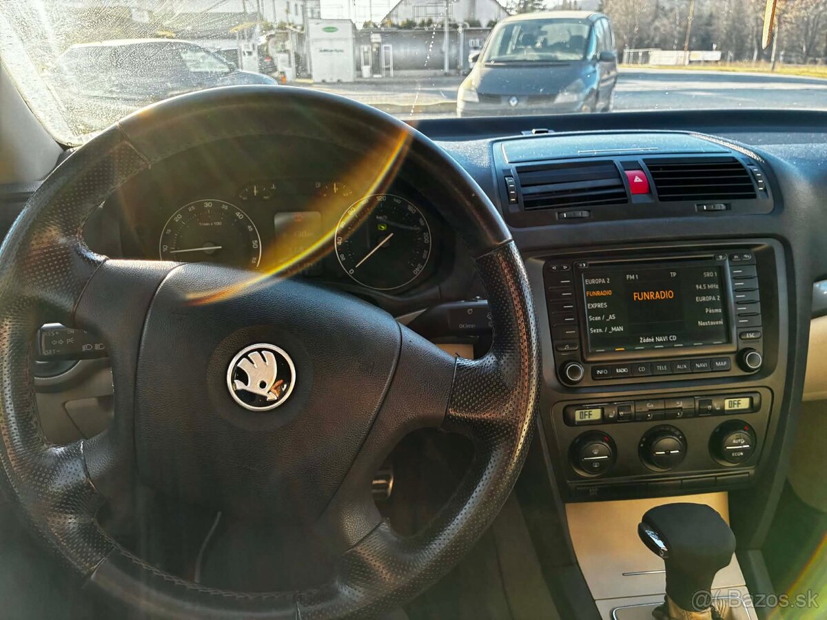 Octavia 1,9 77kw DSG automat - 5