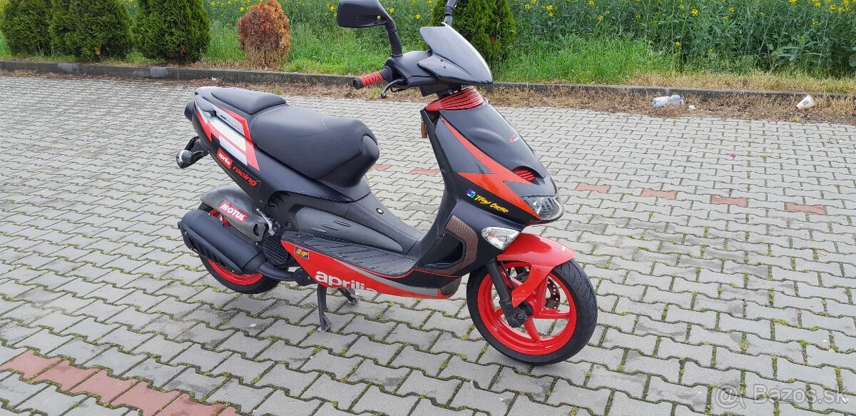 predna maska aprilia SR - 5