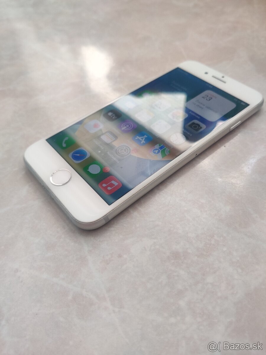 iPhone 8 / White 64GB - TOP stav - 5